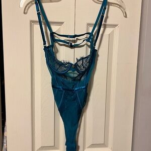 Meshki lace teddy